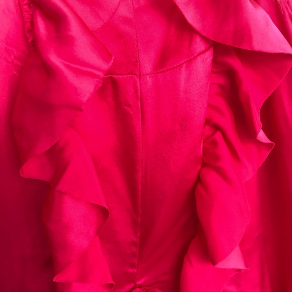 ❤️ Banana Republic Heritage collection silk satin party top with ruffles. - Picture 6 of 7